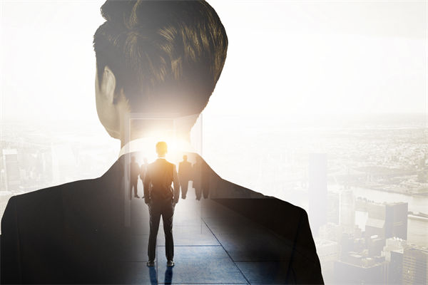 如何制定符合企業(yè)長(zhǎng)期戰(zhàn)略目標(biāo)的組織規(guī)劃方案？